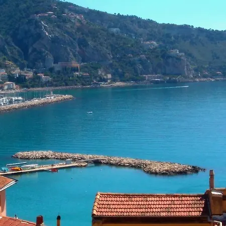 T2 A Vue Proche * Menton